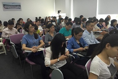 Phát hiện con xem phim sex, phụ huynh nên làm gì?